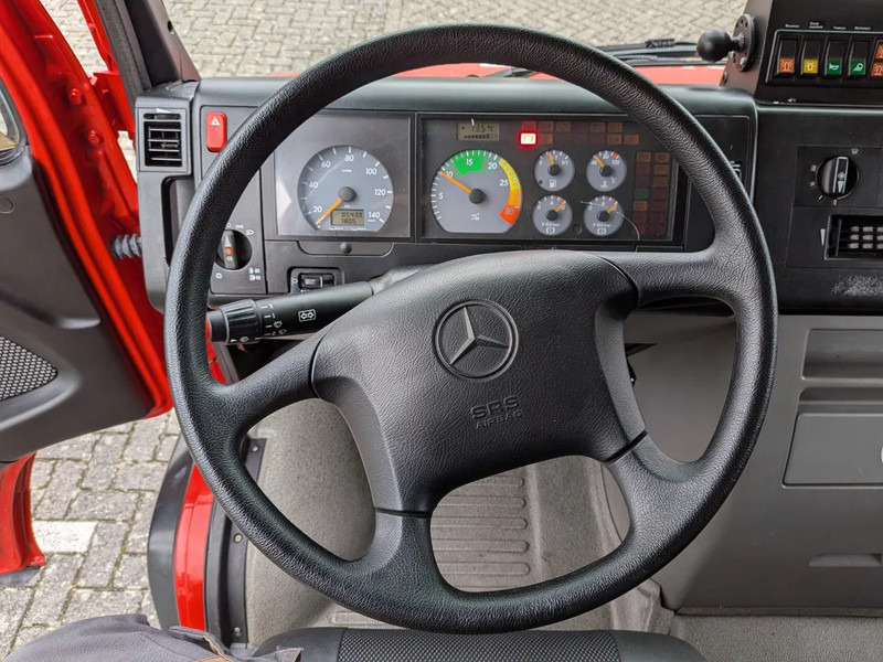 Пожарная машина Mercedes-Benz: фото 19