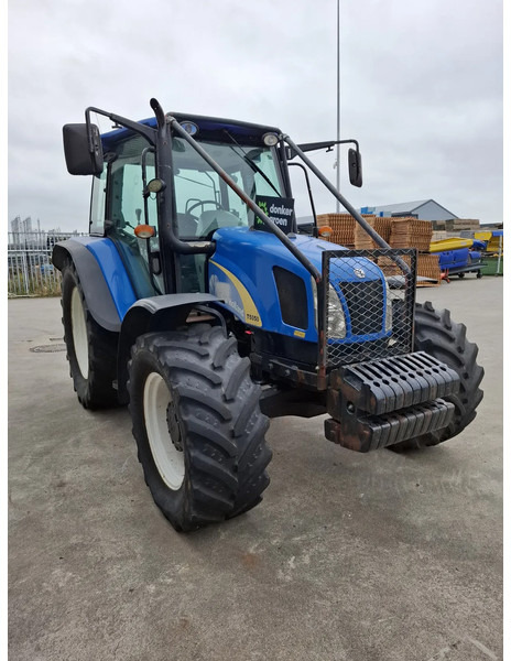 New Holland T5050 T5050 - Трактор: фото 5 New Holland T5050 T5050 - Трактор: фото 5