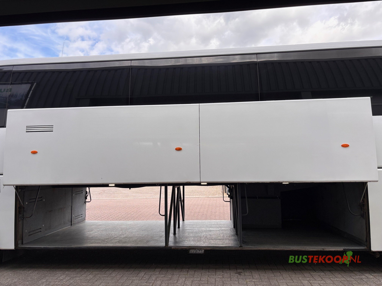 Туристический автобус Volvo B11R SUNSUNDEGUI SC7, Euro 6.: фото 18 Туристический автобус Volvo B11R SUNSUNDEGUI SC7, Euro 6.: фото 18