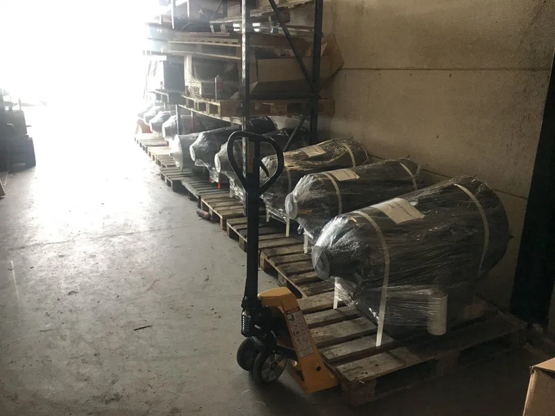 Volvo PT1563 22688 - Коробка передач для Сочленённых самосвалов: фото 5 Volvo PT1563 22688 - Коробка передач для Сочленённых самосвалов: фото 5