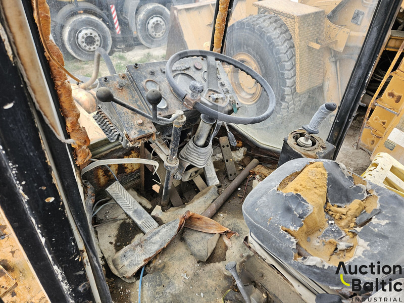 Amkodor TO-18.B3 - Колёсный погрузчик: фото 5 Amkodor TO-18.B3 - Колёсный погрузчик: фото 5