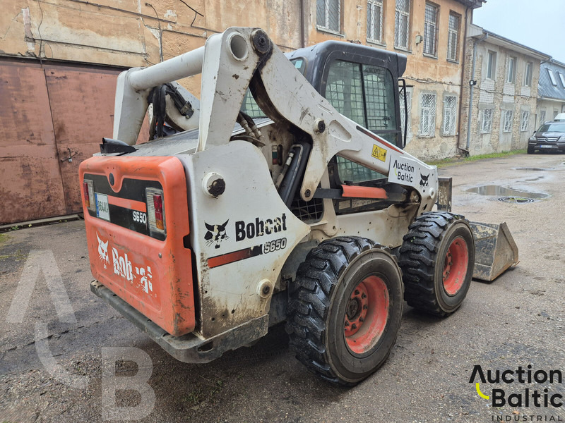 Bobcat S 650 - Мини-погрузчик с бортовым поворотом: фото 3 Bobcat S 650 - Мини-погрузчик с бортовым поворотом: фото 3
