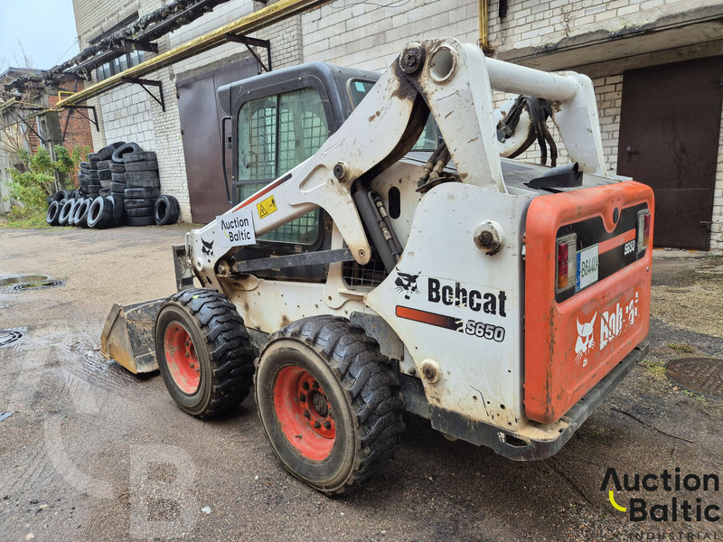 Bobcat S 650 - Мини-погрузчик с бортовым поворотом: фото 4 Bobcat S 650 - Мини-погрузчик с бортовым поворотом: фото 4