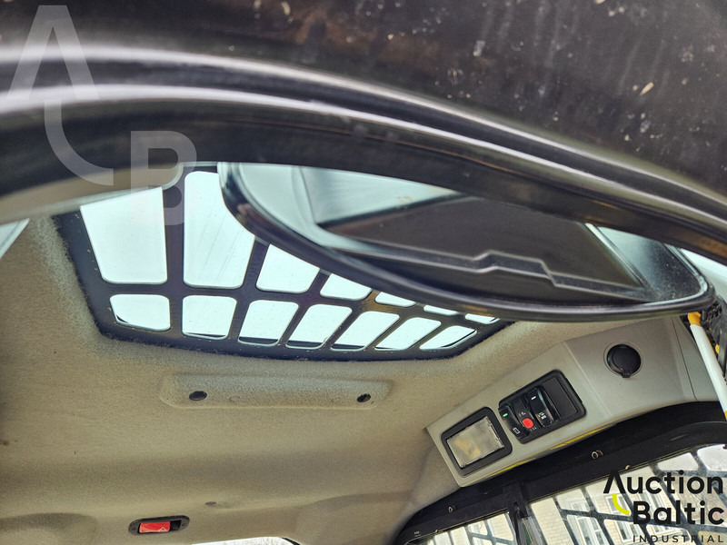 Мини-погрузчик с бортовым поворотом Caterpillar 242 D 3: фото 10 Мини-погрузчик с бортовым поворотом Caterpillar 242 D 3: фото 10