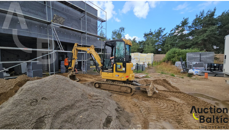 Caterpillar 303 CR - Мини-экскаватор: фото 2 Caterpillar 303 CR - Мини-экскаватор: фото 2