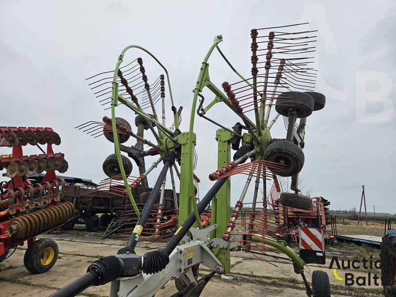 Claas Liner 2600 - Сеноворошилка: фото 5 Claas Liner 2600 - Сеноворошилка: фото 5
