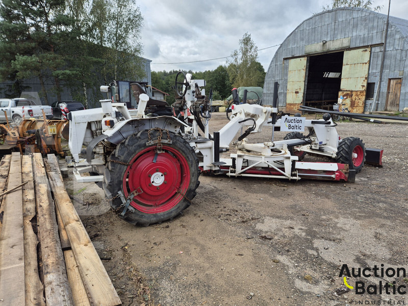 Ei Attachments 09.NH.2750 - Грейдер: фото 4 Ei Attachments 09.NH.2750 - Грейдер: фото 4