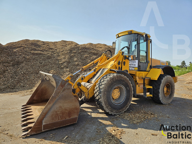 JCB 426 HT - Колёсный погрузчик: фото 2 JCB 426 HT - Колёсный погрузчик: фото 2