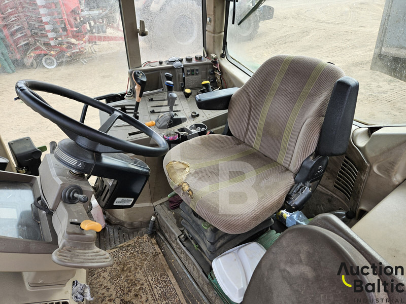 John Deere 6430 - Трактор: фото 5 John Deere 6430 - Трактор: фото 5