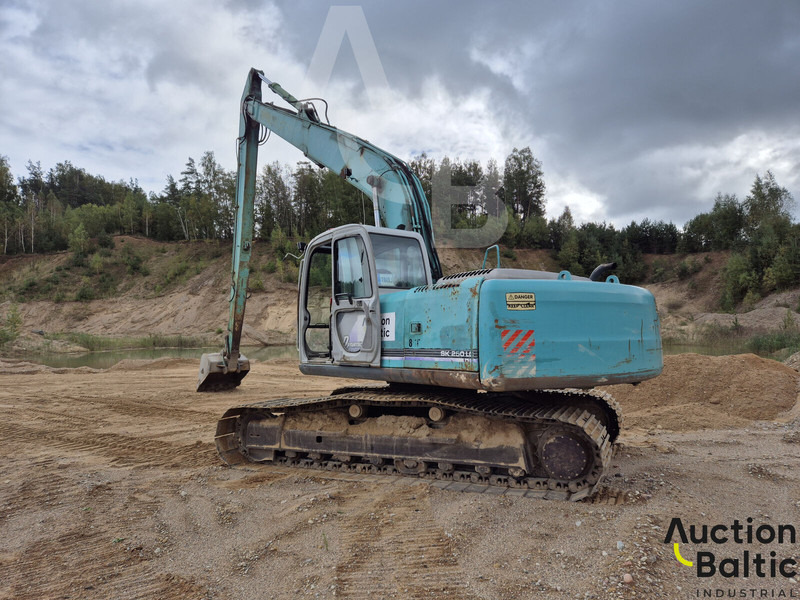 Kobelco SK 250 LC - Гусеничный экскаватор: фото 3 Kobelco SK 250 LC - Гусеничный экскаватор: фото 3