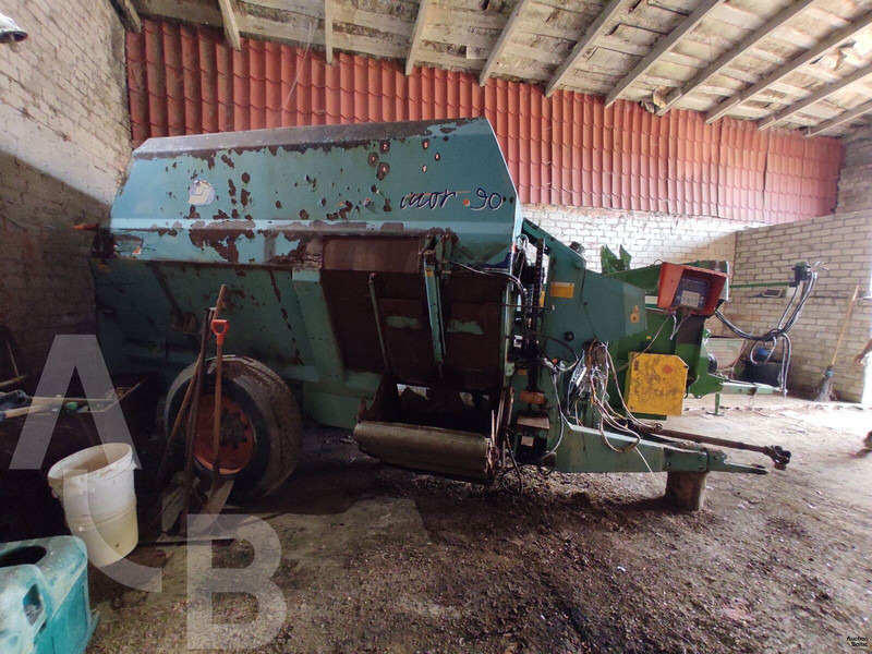 Labrador MT90 - Инвентарь для животноводства: фото 2 Labrador MT90 - Инвентарь для животноводства: фото 2