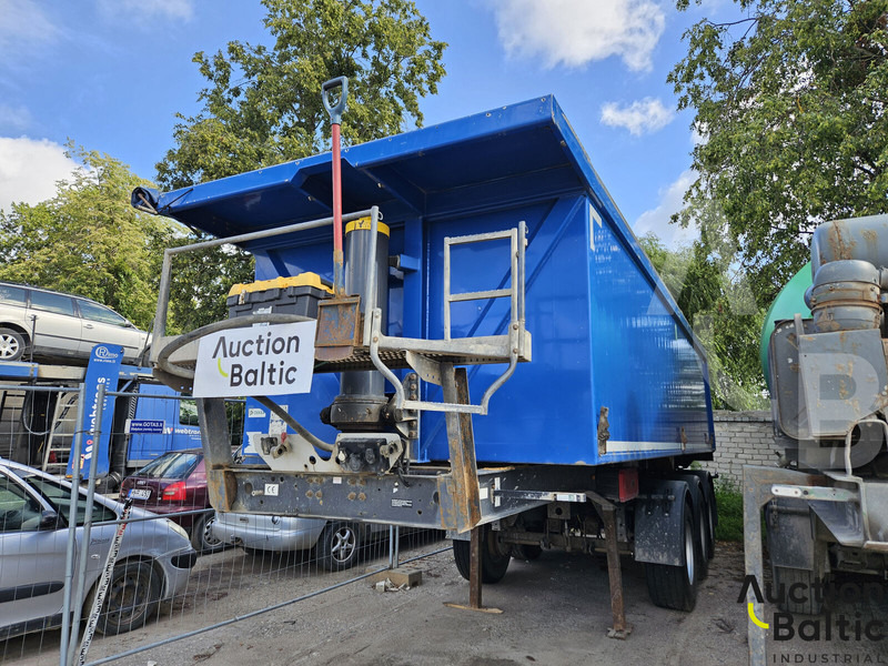 Langendorf SKA 24/30 - Тентованный полуприцеп: фото 1 Langendorf SKA 24/30 - Тентованный полуприцеп: фото 1