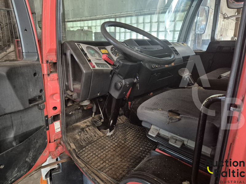 MAN 8.163 - Грузовик с подъемником: фото 5 MAN 8.163 - Грузовик с подъемником: фото 5