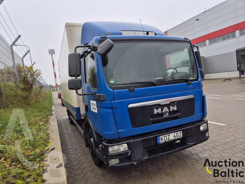 MAN TGL12.220 BL - Грузовик с закрытым кузовом: фото 2 MAN TGL12.220 BL - Грузовик с закрытым кузовом: фото 2