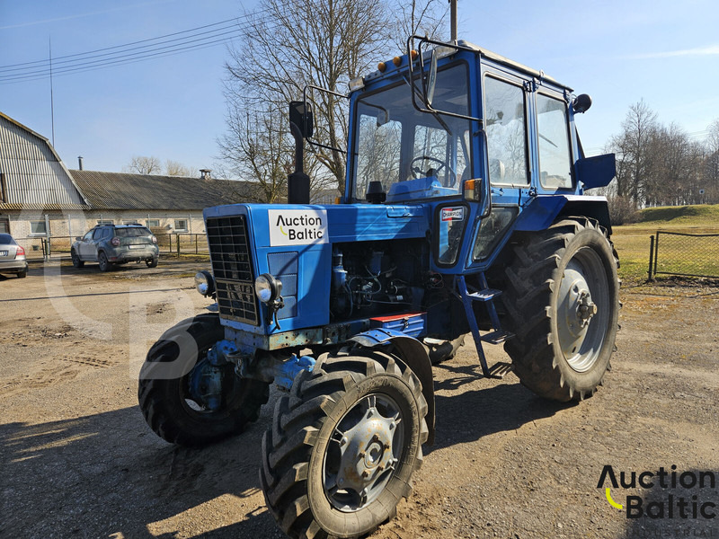 MTZ Belarus MTZ 82 - Трактор: фото 1 MTZ Belarus MTZ 82 - Трактор: фото 1