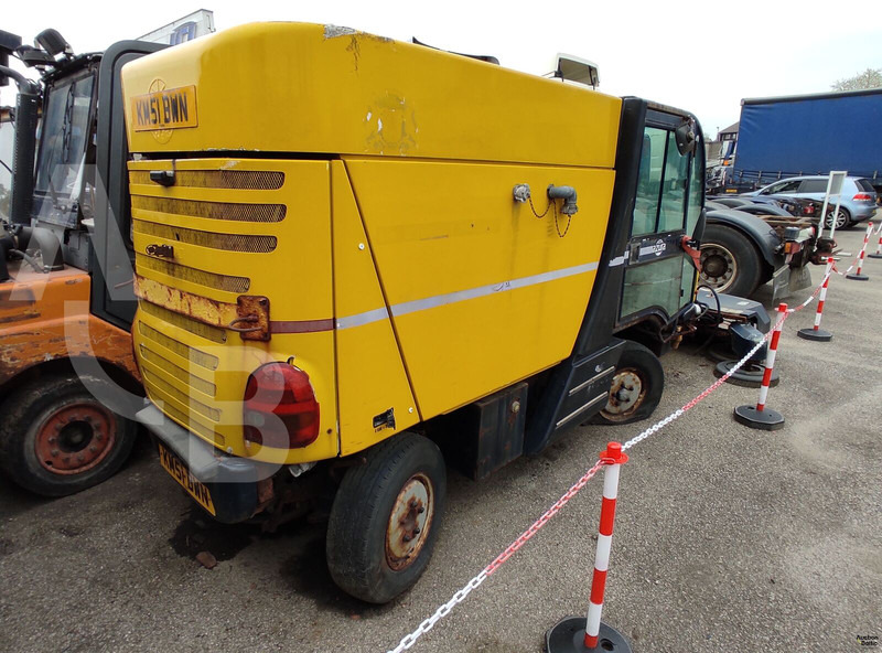 Mathieu Azura - Подметально-уборочная машина: фото 5 Mathieu Azura - Подметально-уборочная машина: фото 5