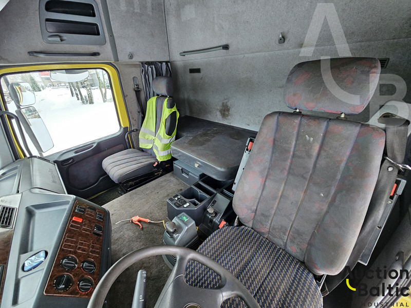 Mercedes-Benz 1831 - Самосвал: фото 5 Mercedes-Benz 1831 - Самосвал: фото 5