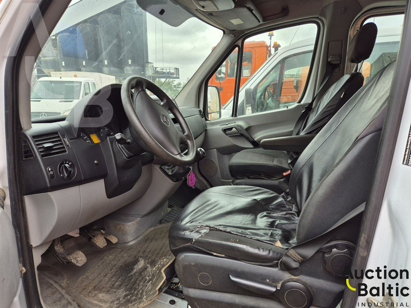 Mercedes-Benz Sprinter - Тентованный фургон: фото 5 Mercedes-Benz Sprinter - Тентованный фургон: фото 5