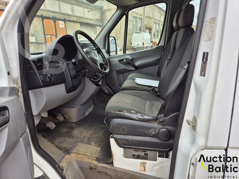 Mercedes-Benz Sprinter - Тентованный фургон: фото 5 Mercedes-Benz Sprinter - Тентованный фургон: фото 5