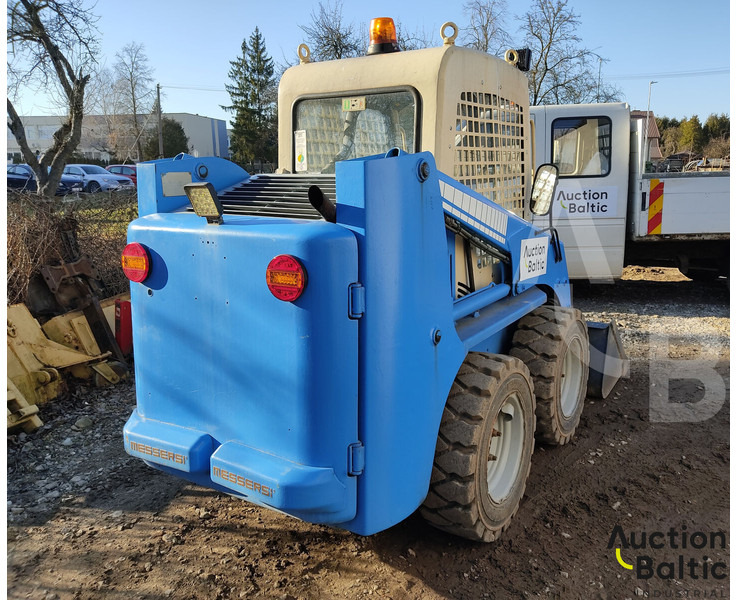 Messersi SL-45 - Мини-погрузчик с бортовым поворотом: фото 3 Messersi SL-45 - Мини-погрузчик с бортовым поворотом: фото 3