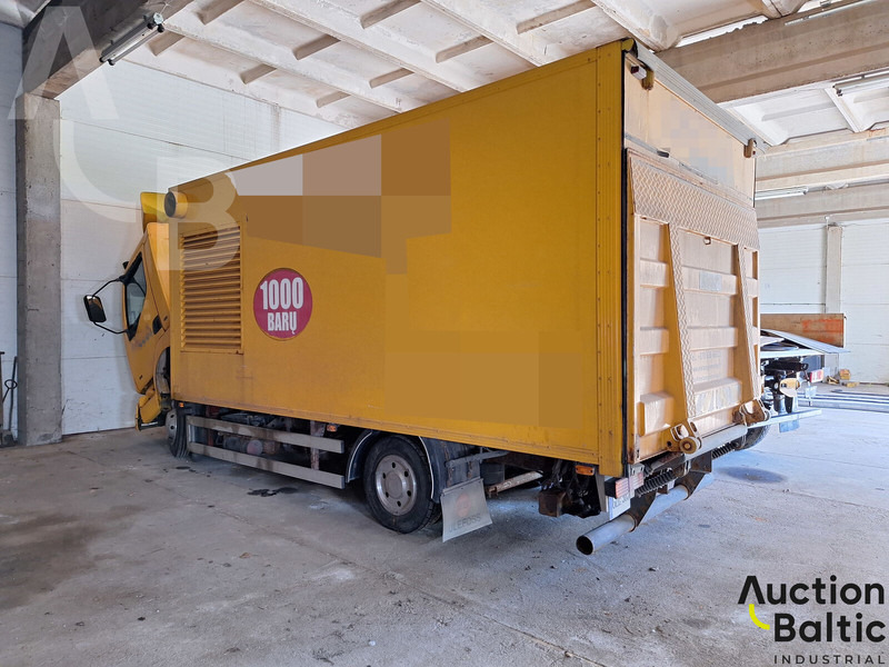 Renault Midlum 180.08 - Ассенизатор: фото 4 Renault Midlum 180.08 - Ассенизатор: фото 4