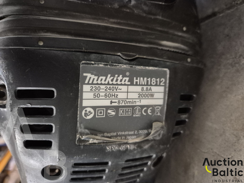Makita HM1812 - Строительная техника: фото 4 Makita HM1812 - Строительная техника: фото 4