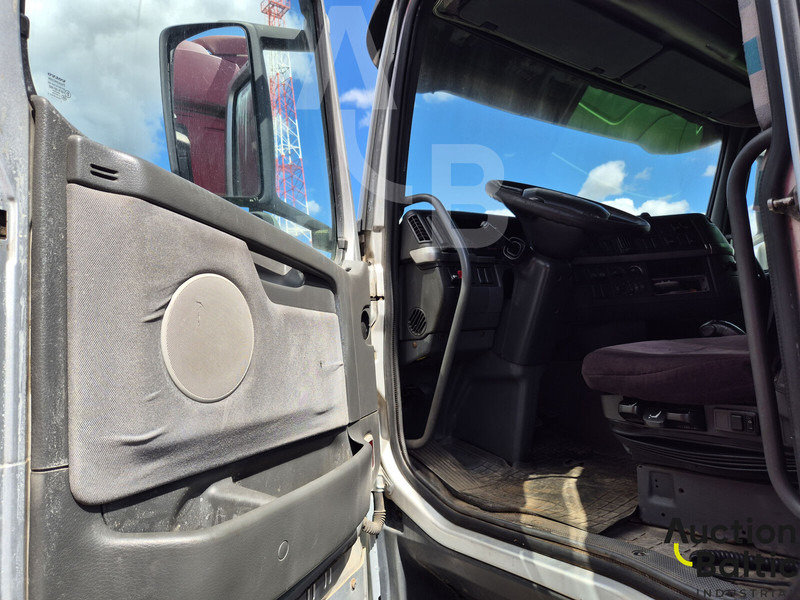 Volvo FH12 - Тягач: фото 5 Volvo FH12 - Тягач: фото 5