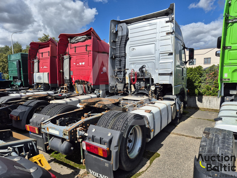 Volvo FH12 - Тягач: фото 3 Volvo FH12 - Тягач: фото 3