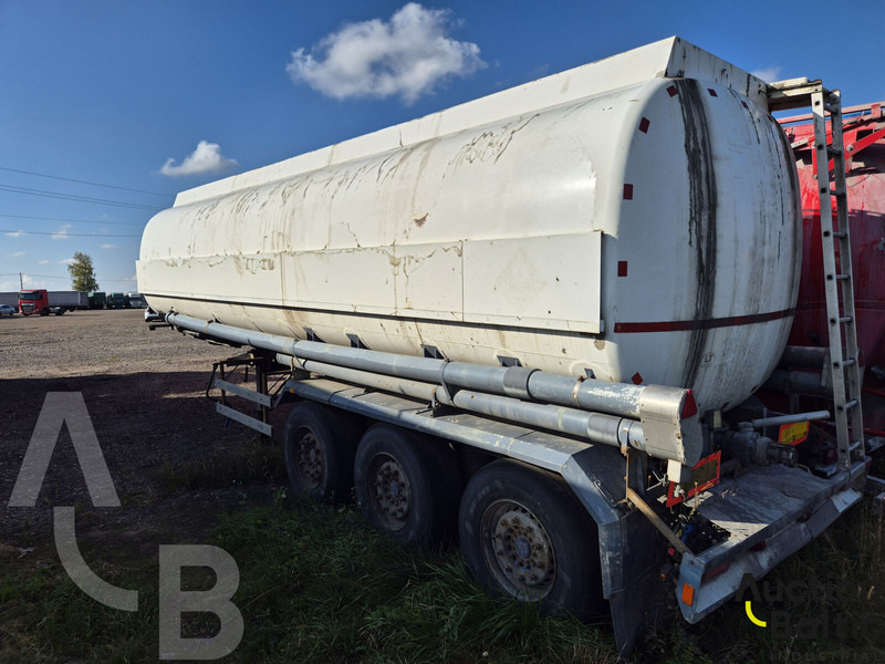 VAN DEN DIJSSEL VD 32.120 - Полуприцеп-цистерна: фото 2 VAN DEN DIJSSEL VD 32.120 - Полуприцеп-цистерна: фото 2