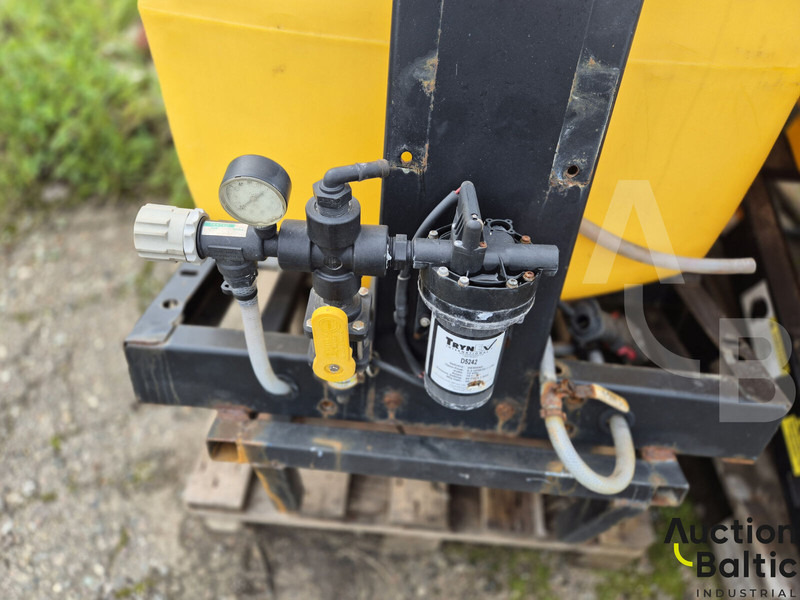 Подметально-уборочная машина Vitra 2037 Economy: фото 18