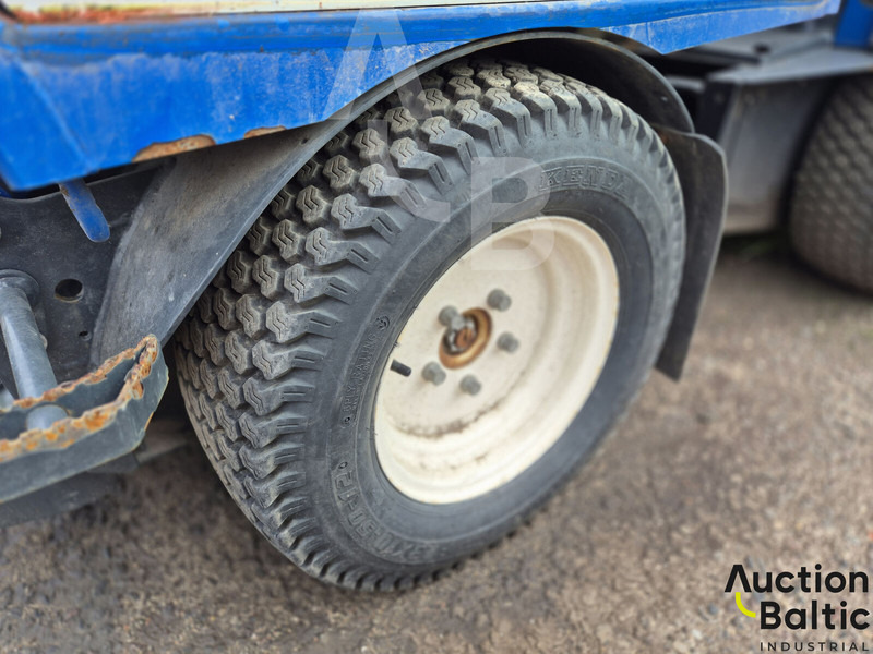 Подметально-уборочная машина Vitra 2037 Economy: фото 13