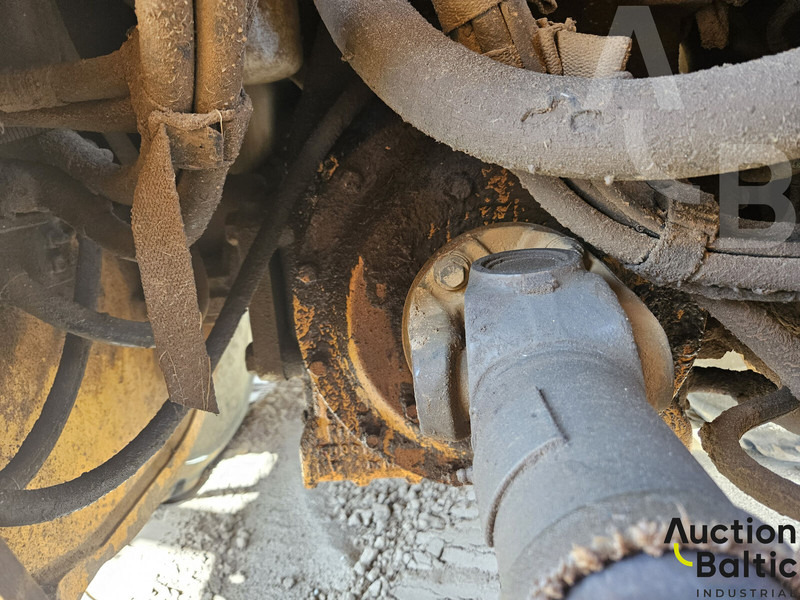 Колёсный погрузчик Volvo L 180 G: фото 20