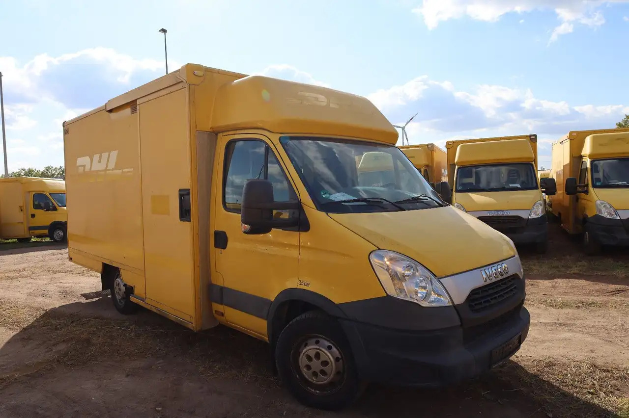Iveco IS35SI2AA Daily/ Regalsystem/Luftfeder/1. Hand/ - Фургон с закрытым кузовом: фото 2 Iveco IS35SI2AA Daily/ Regalsystem/Luftfeder/1. Hand/ - Фургон с закрытым кузовом: фото 2