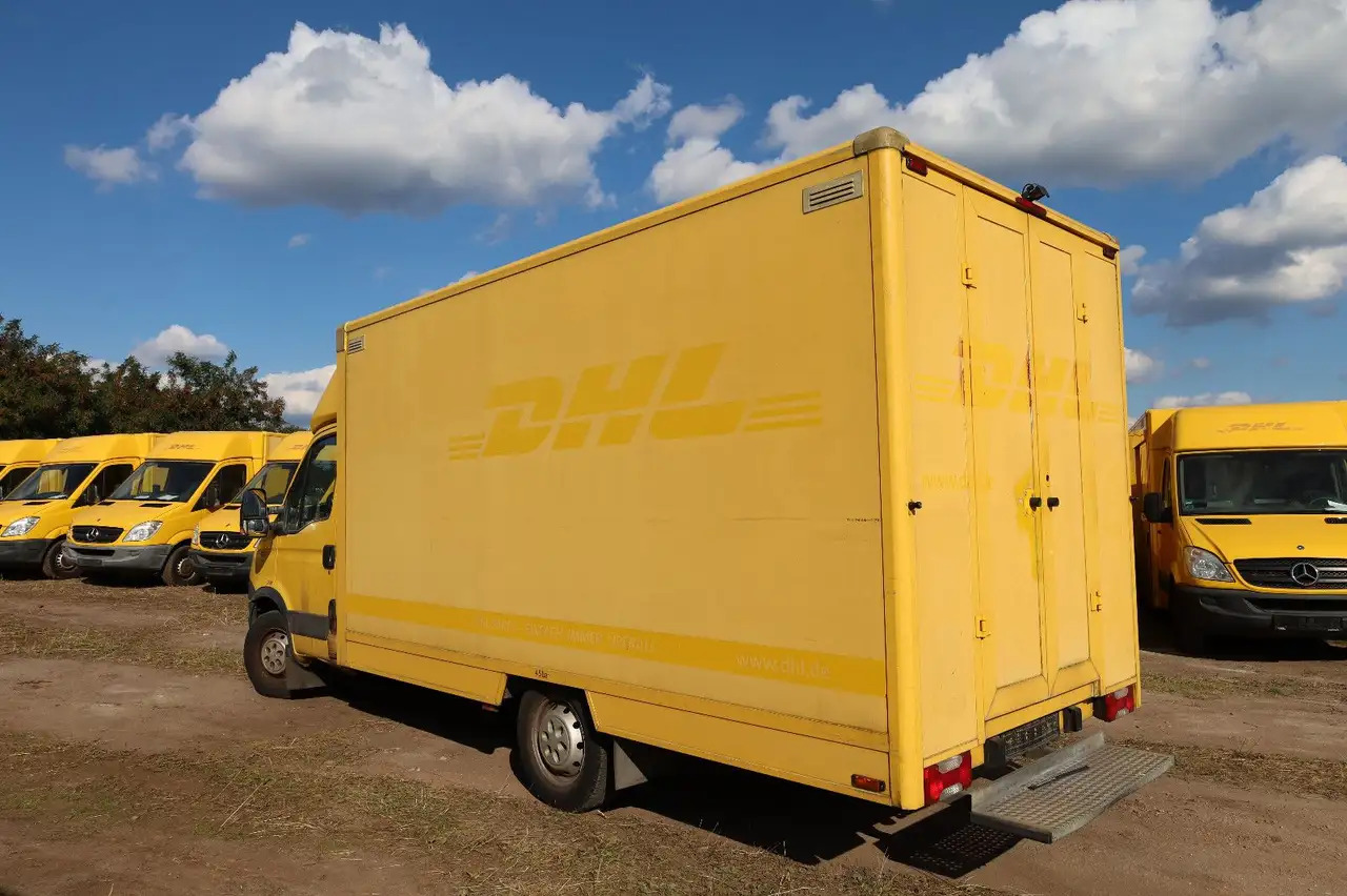 Iveco IS35SI2AA Daily/ Regalsystem/Luftfeder/1. Hand/ - Фургон с закрытым кузовом: фото 4 Iveco IS35SI2AA Daily/ Regalsystem/Luftfeder/1. Hand/ - Фургон с закрытым кузовом: фото 4