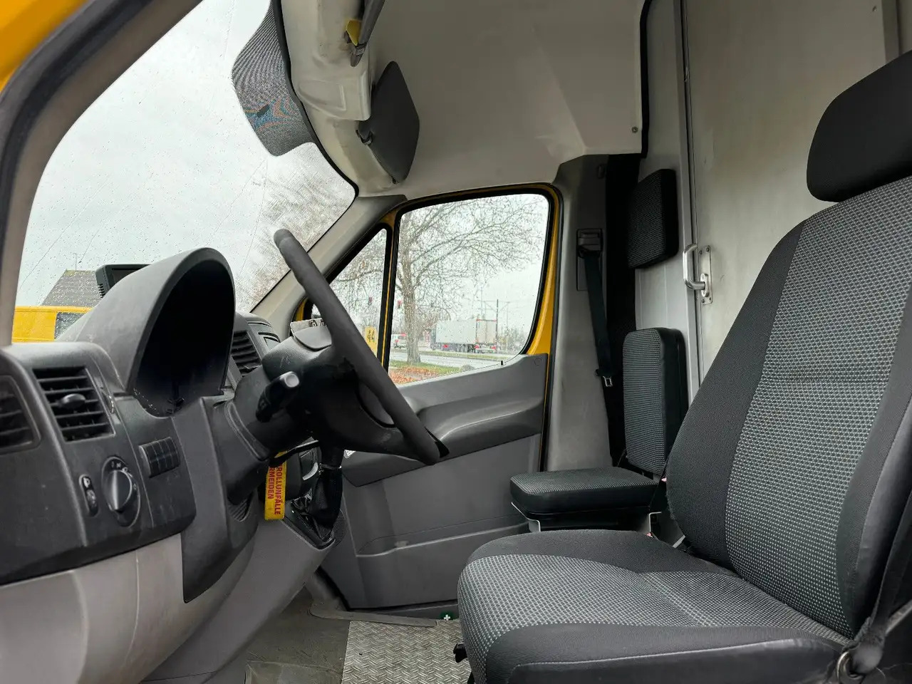 Mercedes-Benz Sprinter II Pritsche/ Koffer/Regalsystem - Фургон с закрытым кузовом: фото 5 Mercedes-Benz Sprinter II Pritsche/ Koffer/Regalsystem - Фургон с закрытым кузовом: фото 5