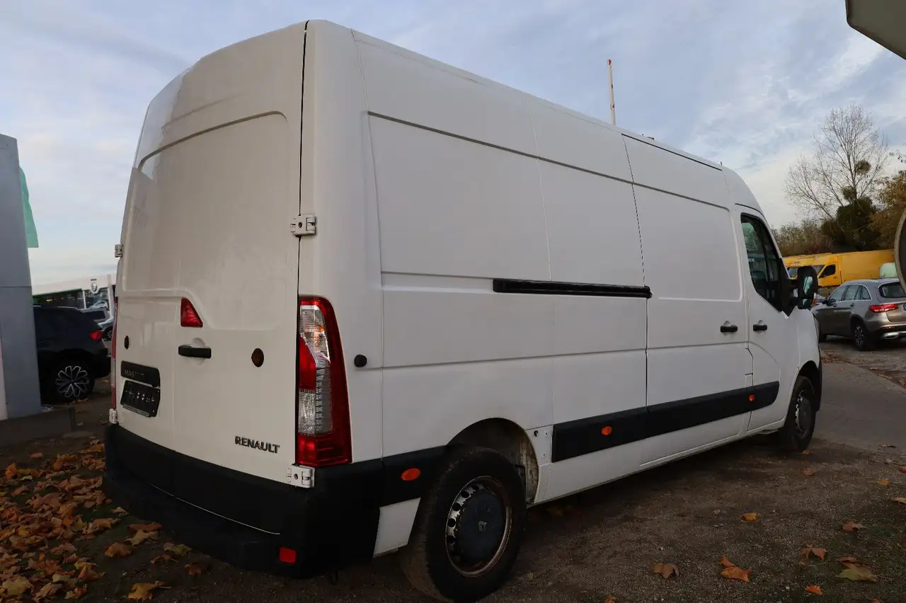 Renault Master L3H2 HKa 3,5t - Цельнометаллический фургон: фото 4 Renault Master L3H2 HKa 3,5t - Цельнометаллический фургон: фото 4