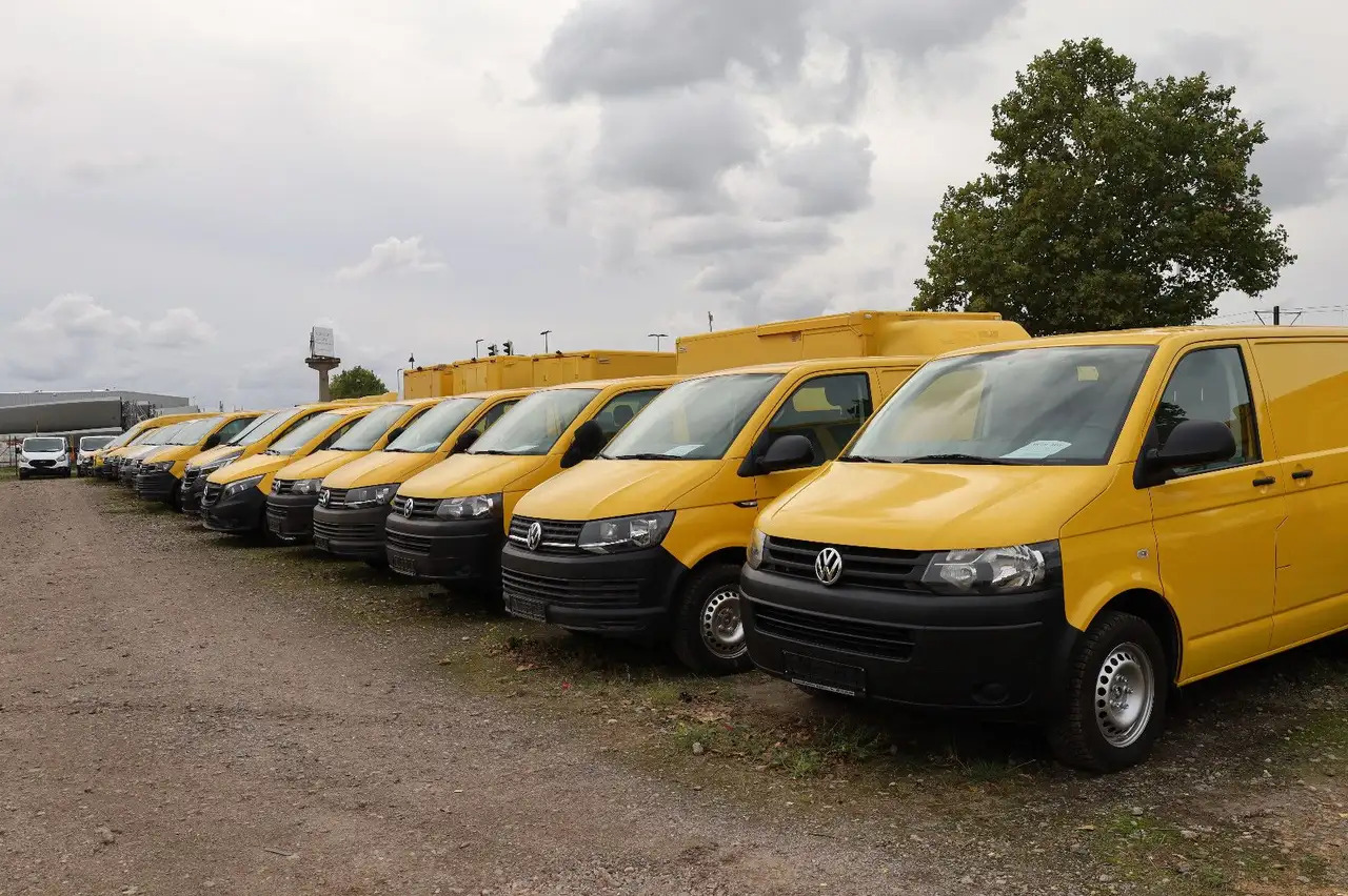 Volkswagen T5 Transporter Kasten-Kombi 2.0 TDI/EU5 - Легковой автомобиль: фото 1 Volkswagen T5 Transporter Kasten-Kombi 2.0 TDI/EU5 - Легковой автомобиль: фото 1