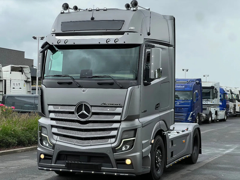 Mercedes-Benz Actros 1863 GIGASPACE*ACTROS L 1863*Full OPTIONS* - Тягач: фото 1 Mercedes-Benz Actros 1863 GIGASPACE*ACTROS L 1863*Full OPTIONS* - Тягач: фото 1