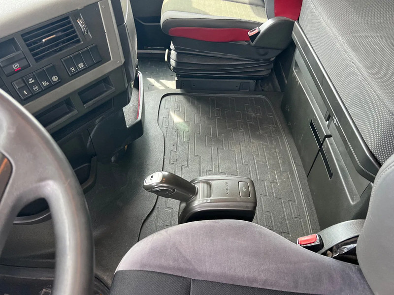 Тягач Volvo FH 500 2018 model***Park Cool***FH500 GLOBE: фото 18