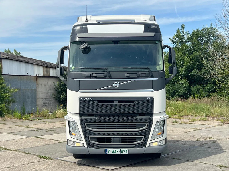 Volvo FH 500 2018 model***Park Cool***FH500 GLOBE - Тягач: фото 2 Volvo FH 500 2018 model***Park Cool***FH500 GLOBE - Тягач: фото 2