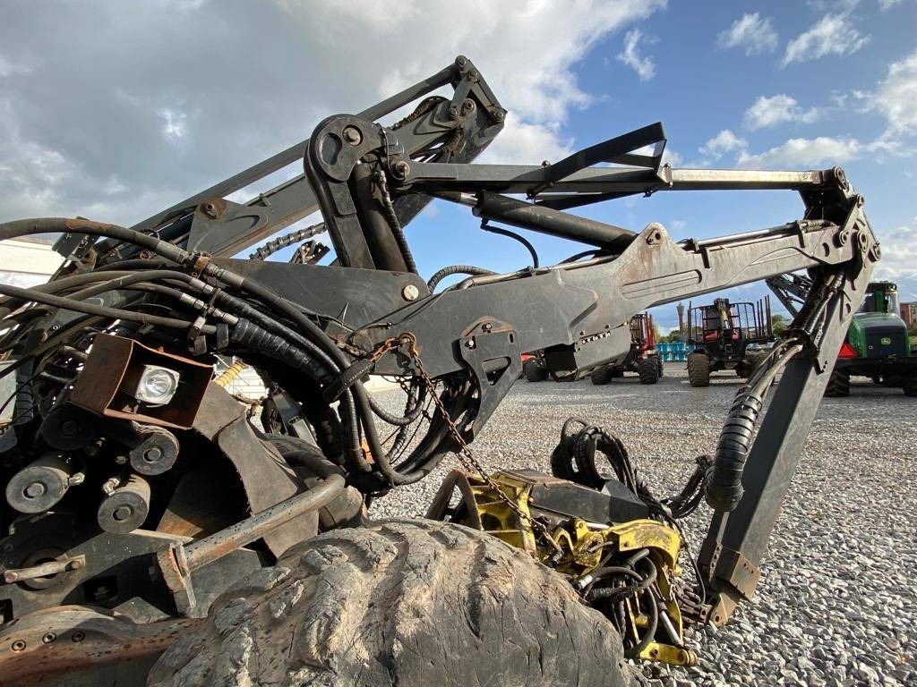 John Deere 1470 E - Харвестер: фото 5 John Deere 1470 E - Харвестер: фото 5