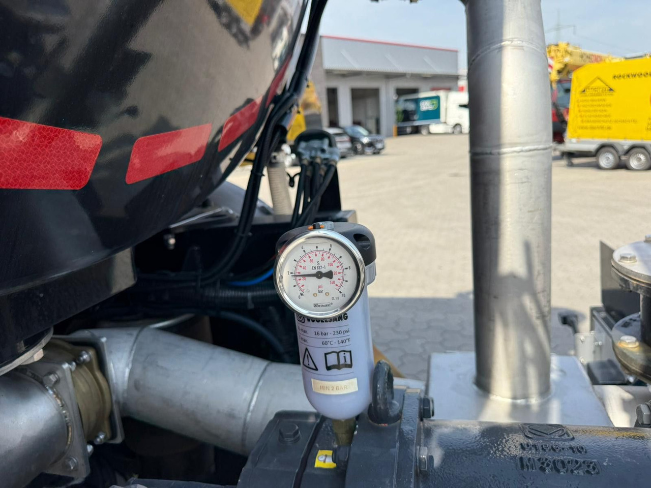Полуприцеп-цистерна Kässbohrer K.STN L 30 Edelstahl Tanker Gülle Naturabfall: фото 9