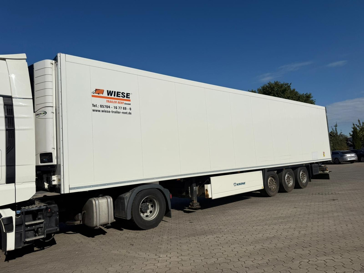 Krone SDR 27 Tiefkühl Auflieger Doppelstock Carrier - Полуприцеп-фургон: фото 1 Krone SDR 27 Tiefkühl Auflieger Doppelstock Carrier - Полуприцеп-фургон: фото 1