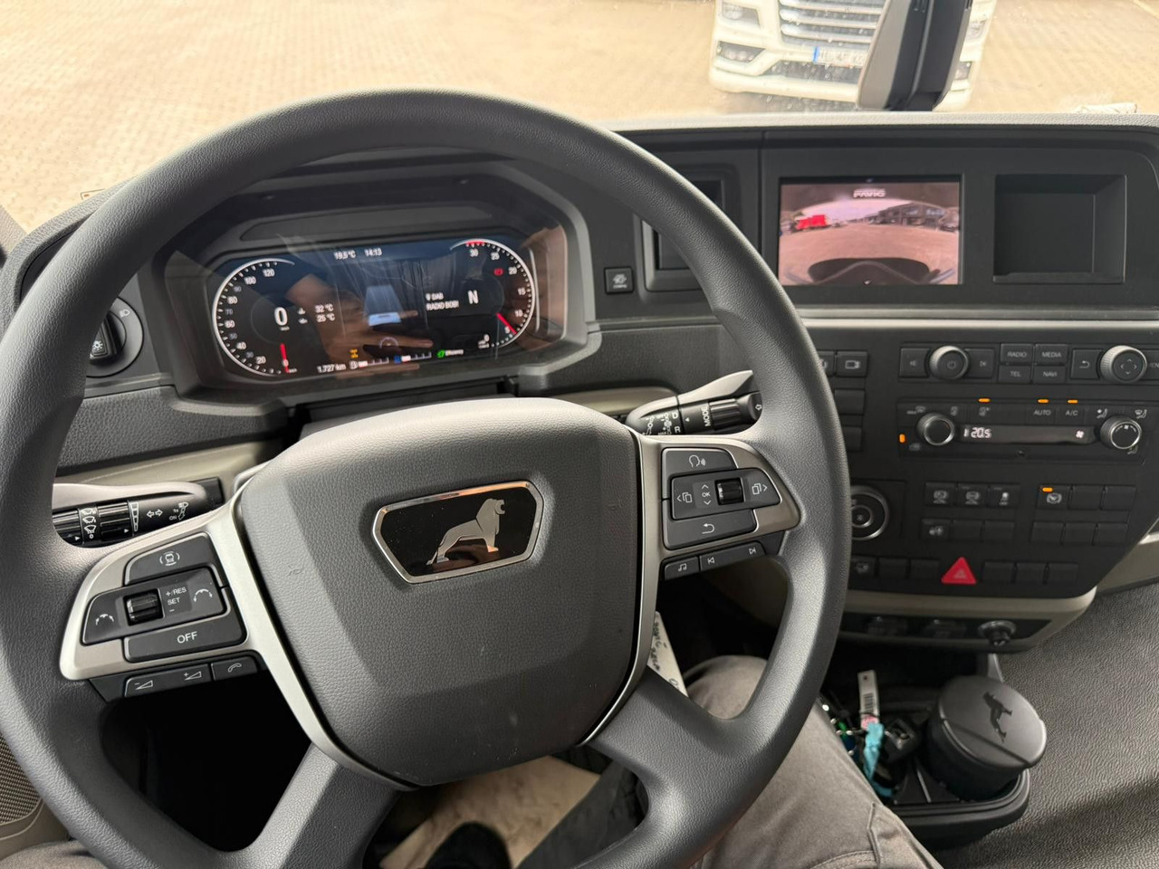 Самосвал, Автоманипулятор MAN 18.320 4x4 mit Fassi Ladekran Sofort Verfügbar: фото 12