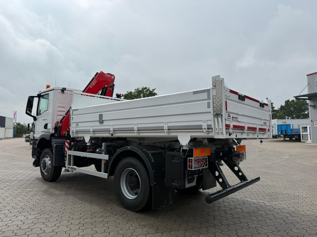 Самосвал, Автоманипулятор MAN 18.320 4x4 mit Fassi Ladekran Sofort Verfügbar: фото 6