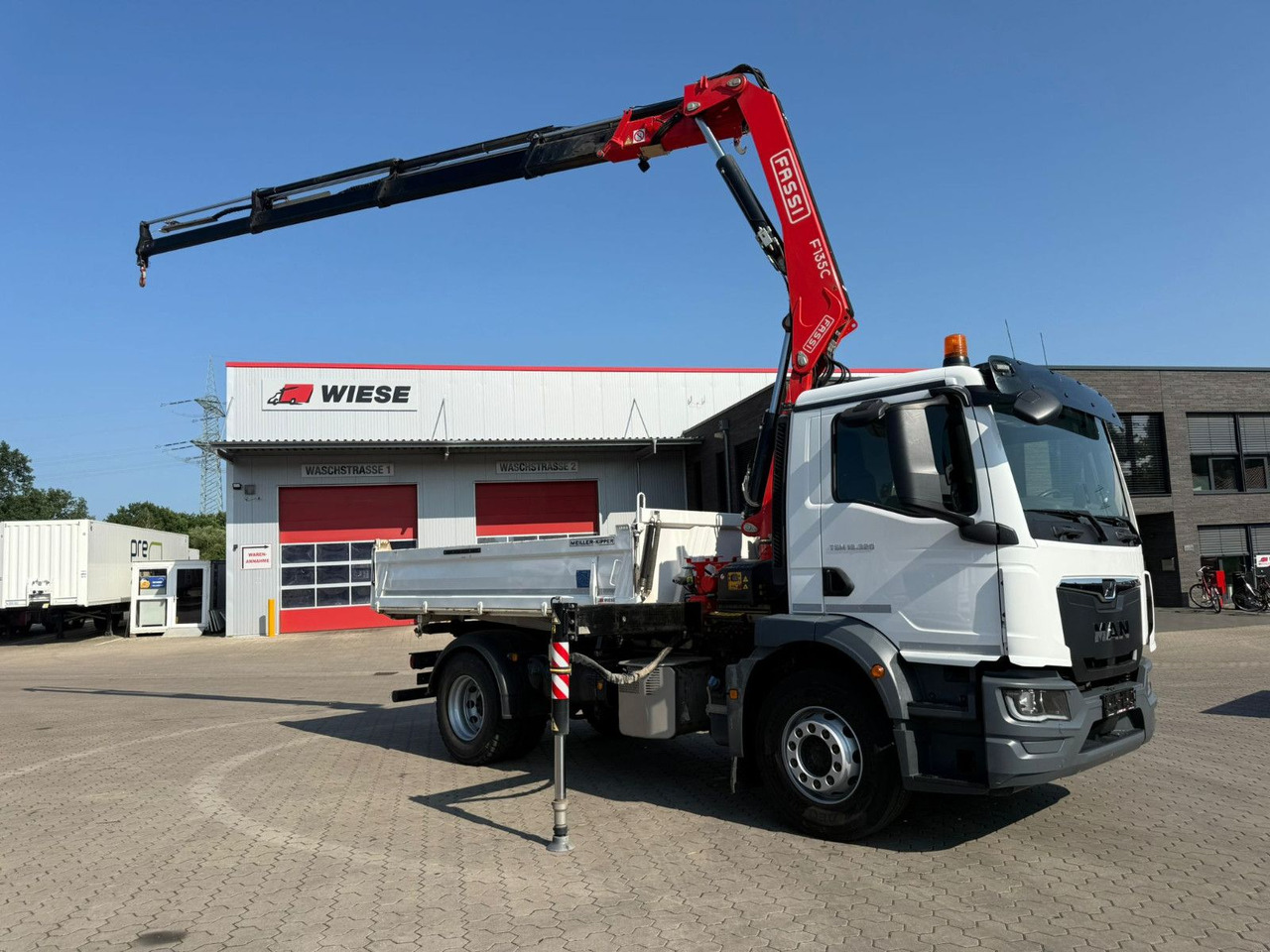 MAN TGM 18.320 4x2 BB Kran Fassi F135 Kipper Meiller - Автоманипулятор: фото 1 MAN TGM 18.320 4x2 BB Kran Fassi F135 Kipper Meiller - Автоманипулятор: фото 1