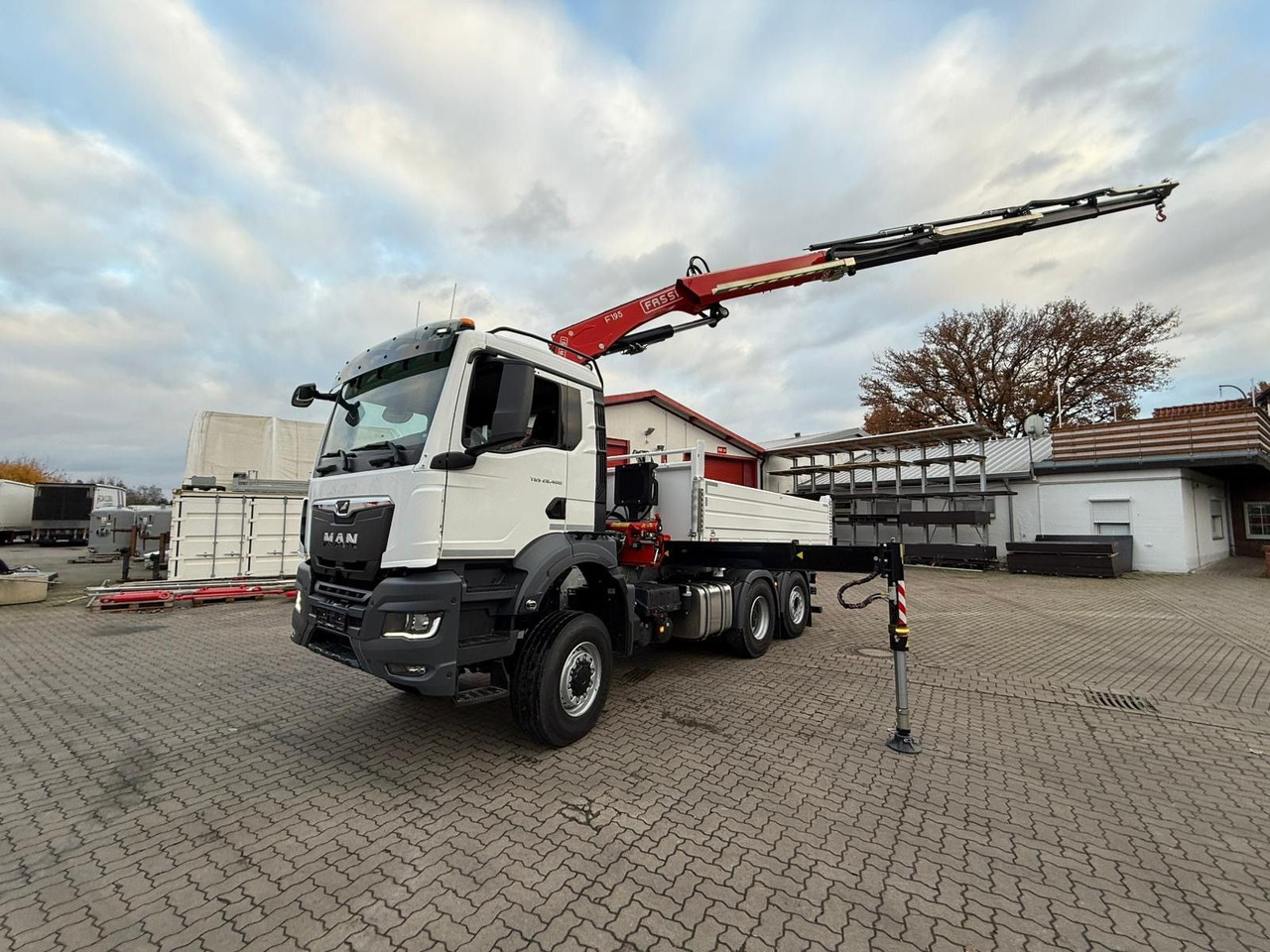 MAN TGS 26.400 6x4 Krankipper Fassi/SOFORT VERFÜGBAR - Самосвал, Автоманипулятор: фото 1 MAN TGS 26.400 6x4 Krankipper Fassi/SOFORT VERFÜGBAR - Самосвал, Автоманипулятор: фото 1