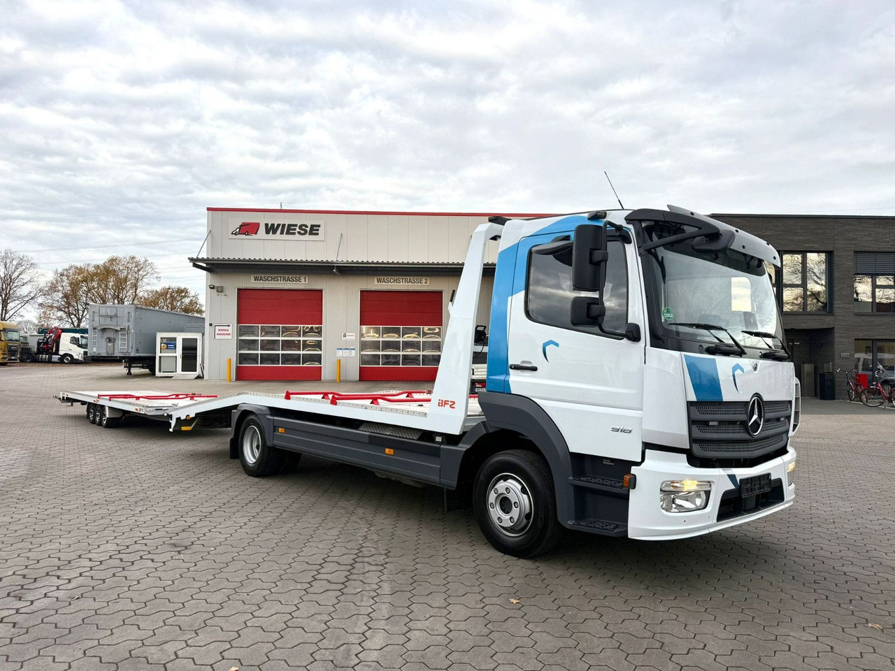 Mercedes-Benz Atego 918L Autotransporter mit BFZ Anhänger - Автовоз: фото 1 Mercedes-Benz Atego 918L Autotransporter mit BFZ Anhänger - Автовоз: фото 1