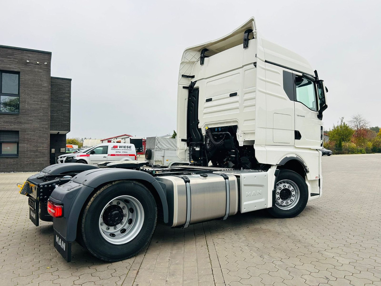 MAN TGX 18.510 4x2 BL Sofort Verfügbar - Тягач: фото 4 MAN TGX 18.510 4x2 BL Sofort Verfügbar - Тягач: фото 4