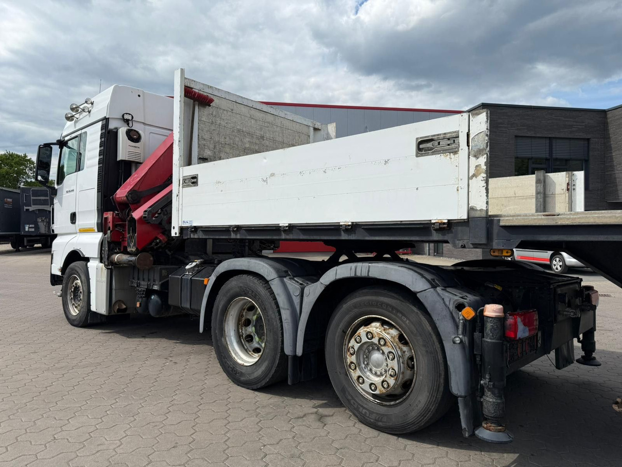 MAN TGX 26.440 6x2 mit HMF 3000-5 Kran - Тягач: фото 5 MAN TGX 26.440 6x2 mit HMF 3000-5 Kran - Тягач: фото 5